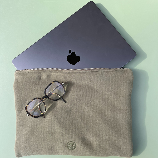 La Housse d'ordinateur Molleton Bio - Violine - en pré-commande