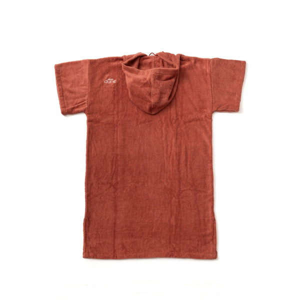 Poncho de bain en coton biologique terracotta arrière - Atelier Dune