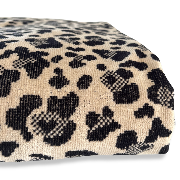 Poncho en coton biologique leopard - vue face avant - Atelier Dune