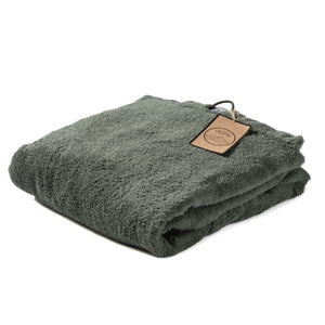 Poncho de bain personnalisable en coton biologique coloris sauge- Atelier Dune