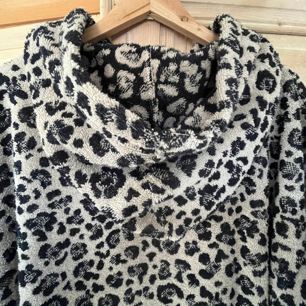 Poncho bebe 0-3 ans en coton biologique motif leopard - Atelier Dune