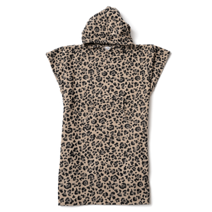Packshot poncho de bain enfant 10 ans et plus en coton biologique motif leopard - Atelier Dune