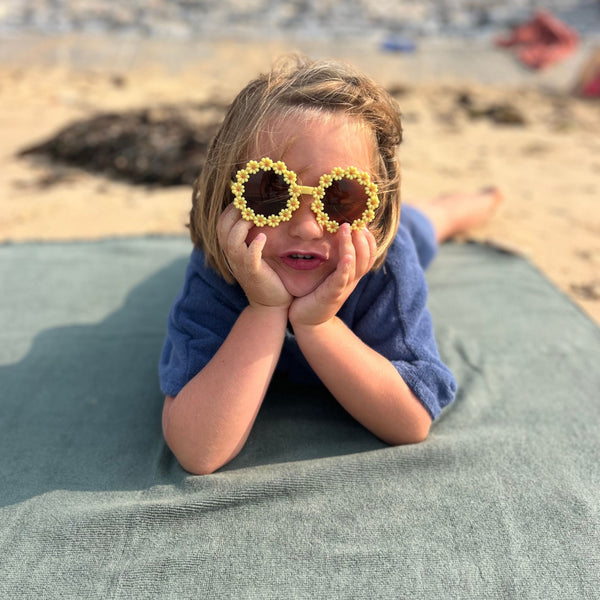 Poncho de bain bebe 0-3 ans en coton biologique coloris outremer - Atelier Dune