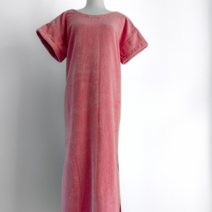 Robe vintage longue en coton biologique coloris rose malabar - col V - Atelier Dune
