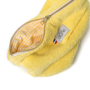 Trousse en eponge made in France coloris jaune poussin ouverte - doublure upcyclee rayee - Atelier Dune