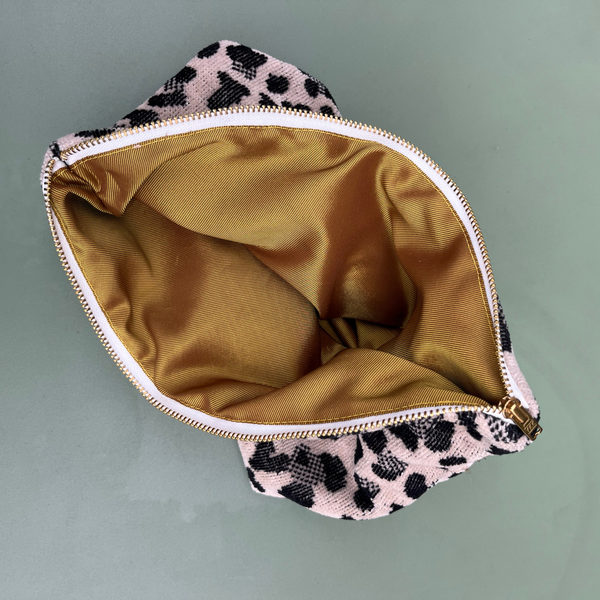 Trousse en eponge made in France motif leopard - Atelier Dune
